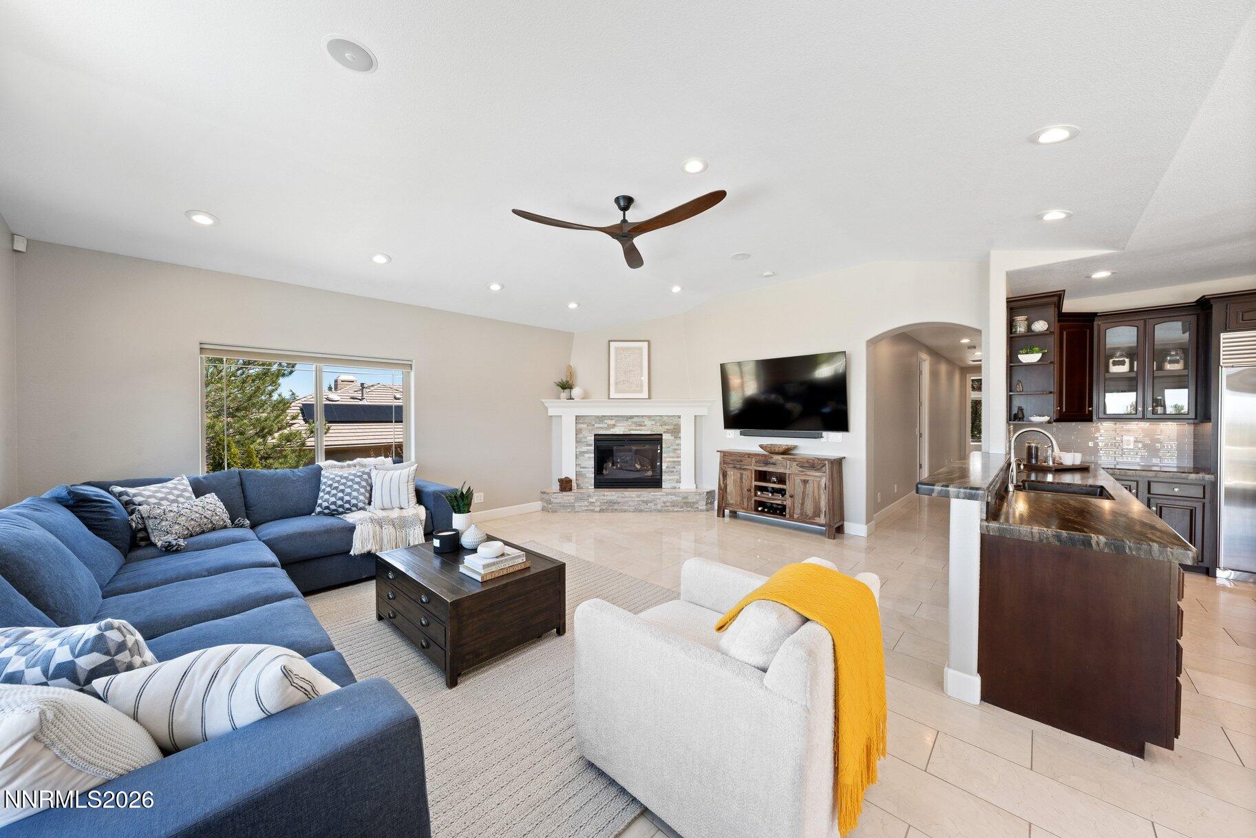 14070 Saddlebow Drive Reno, NV 89511 - Photo 20 of 64 020_14070saddlebowdr-46_446