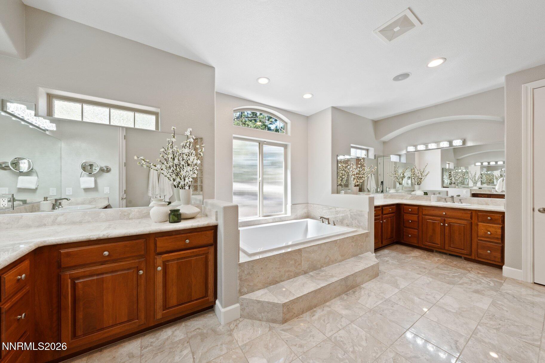 14070 Saddlebow Drive Reno, NV 89511 - Photo 28 of 64 028_14070saddlebowdr-38_325