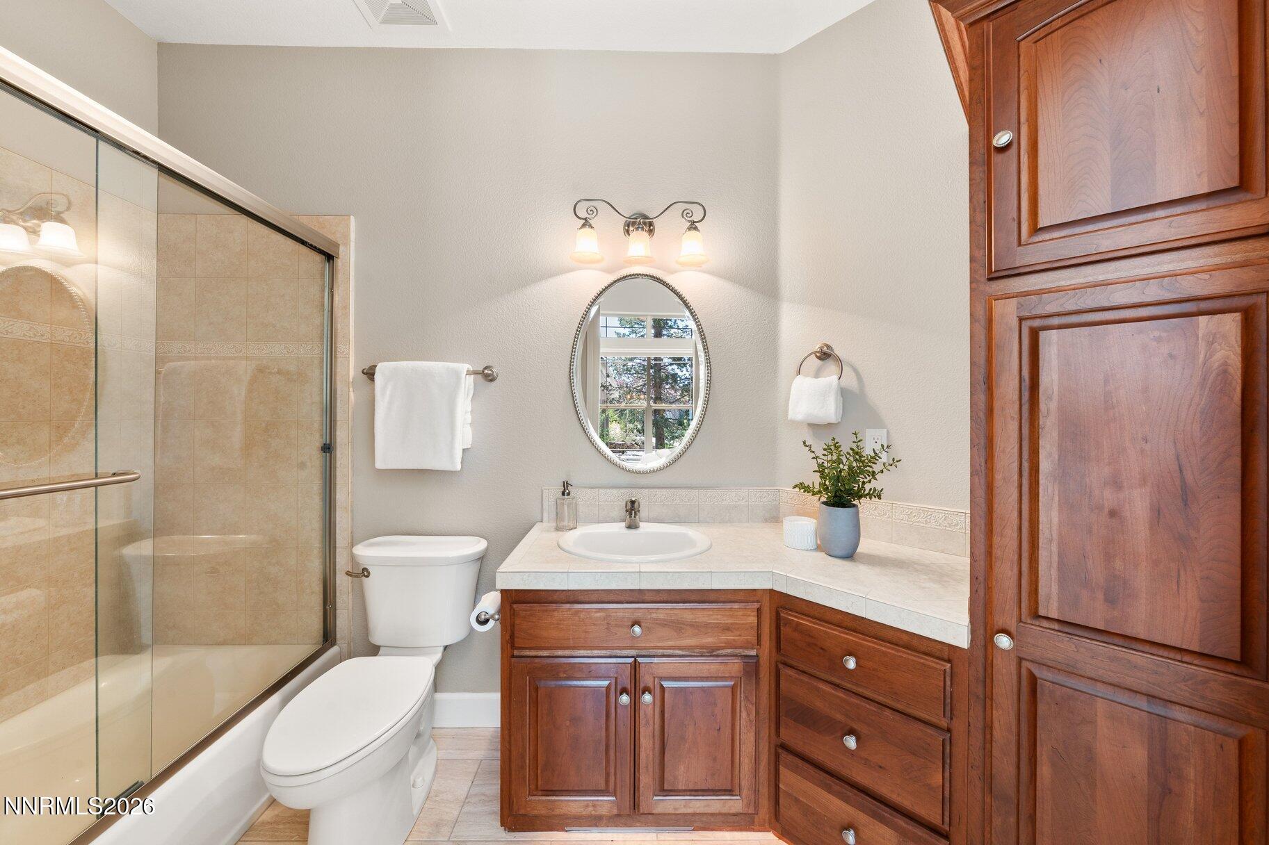 14070 Saddlebow Drive Reno, NV 89511 - Photo 33 of 64 033_14070saddlebowdr-28_760