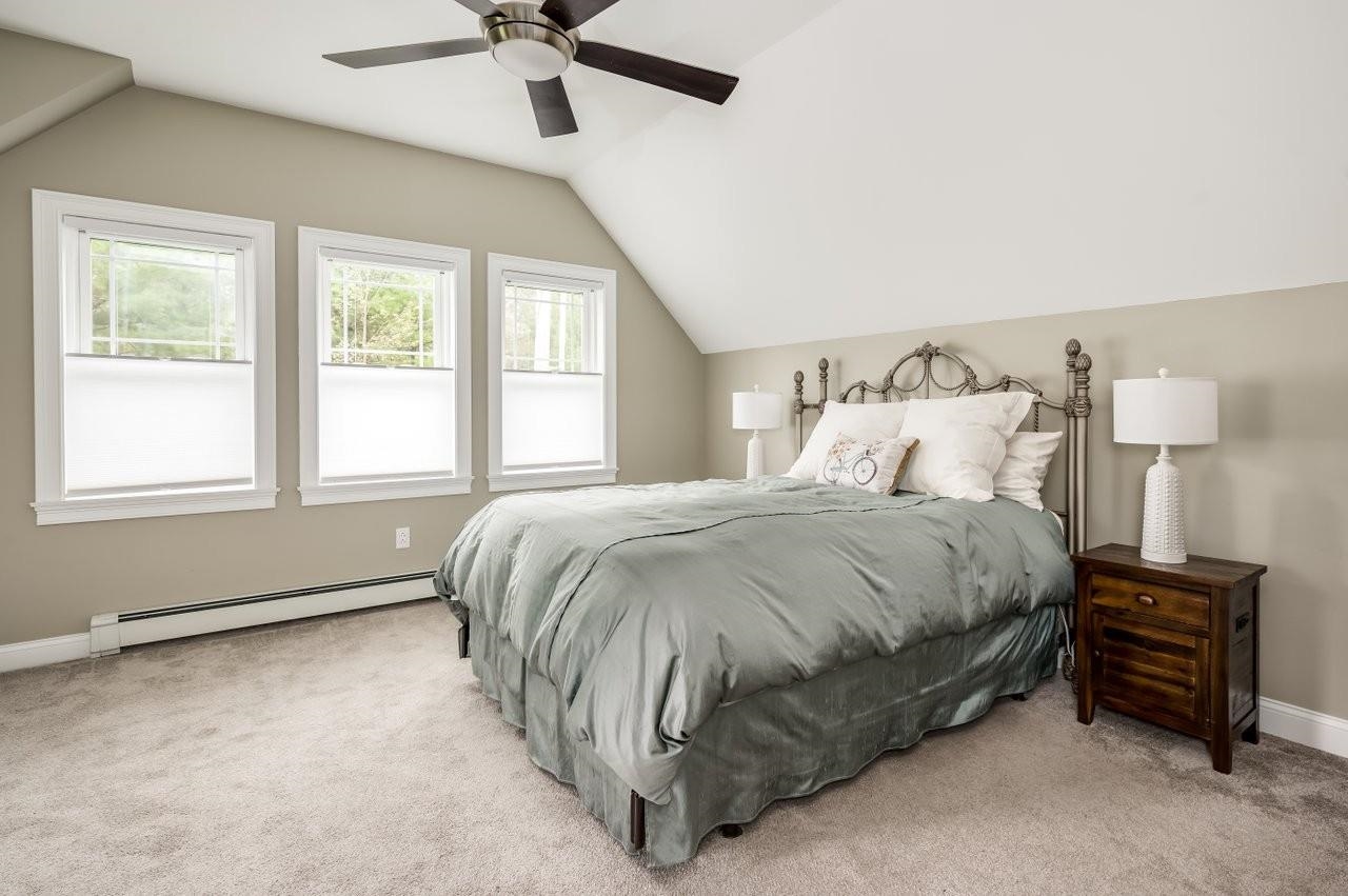 75 Chapman Drive Rochester, NH 03839 - Photo 18 of 60