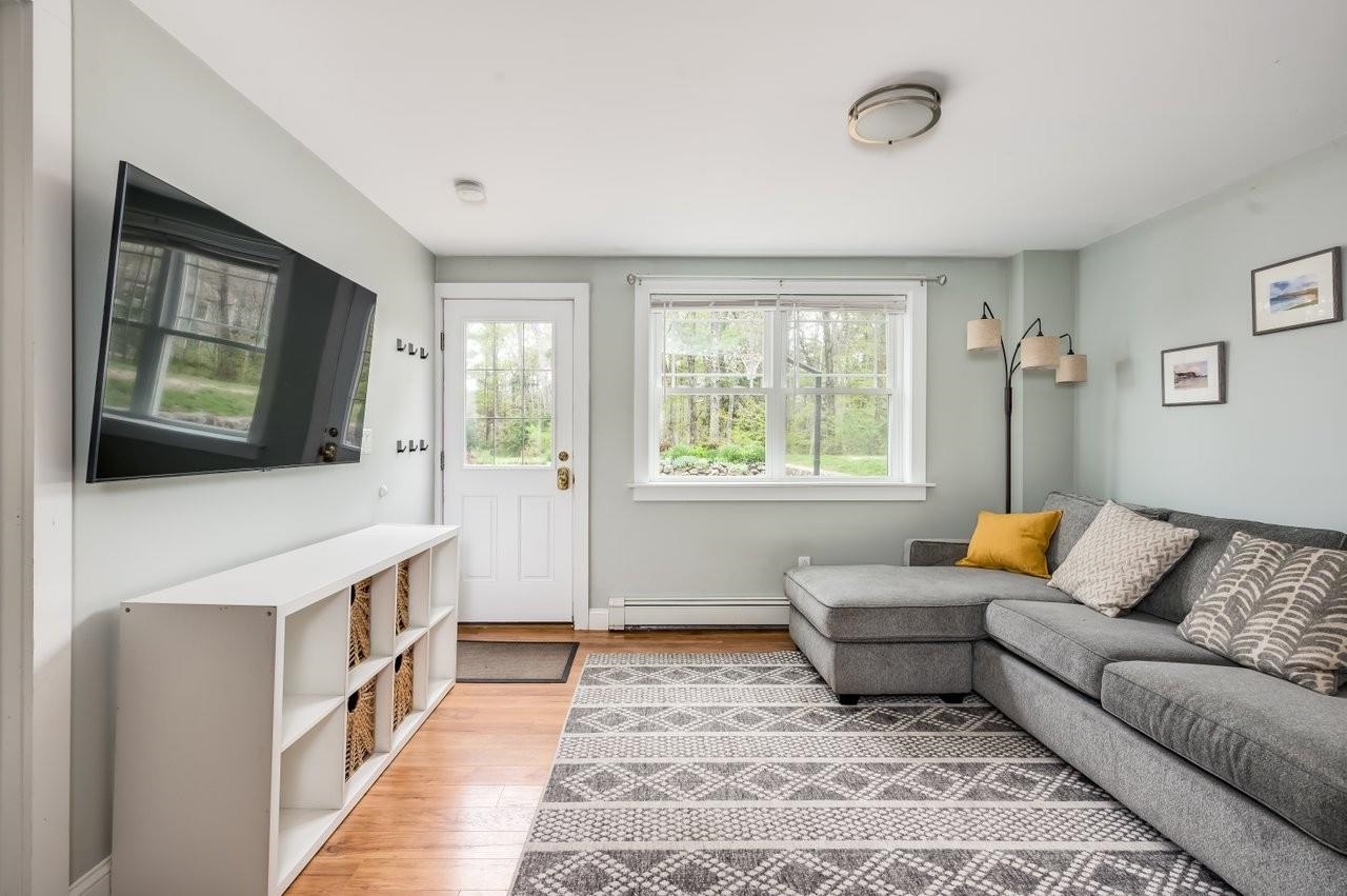 75 Chapman Drive Rochester, NH 03839 - Photo 32 of 60