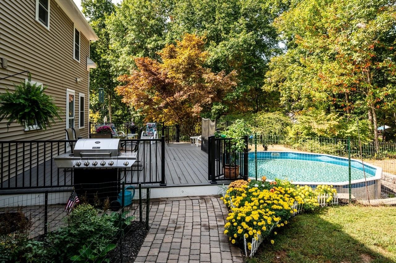 75 Chapman Drive Rochester, NH 03839 - Photo 47 of 60