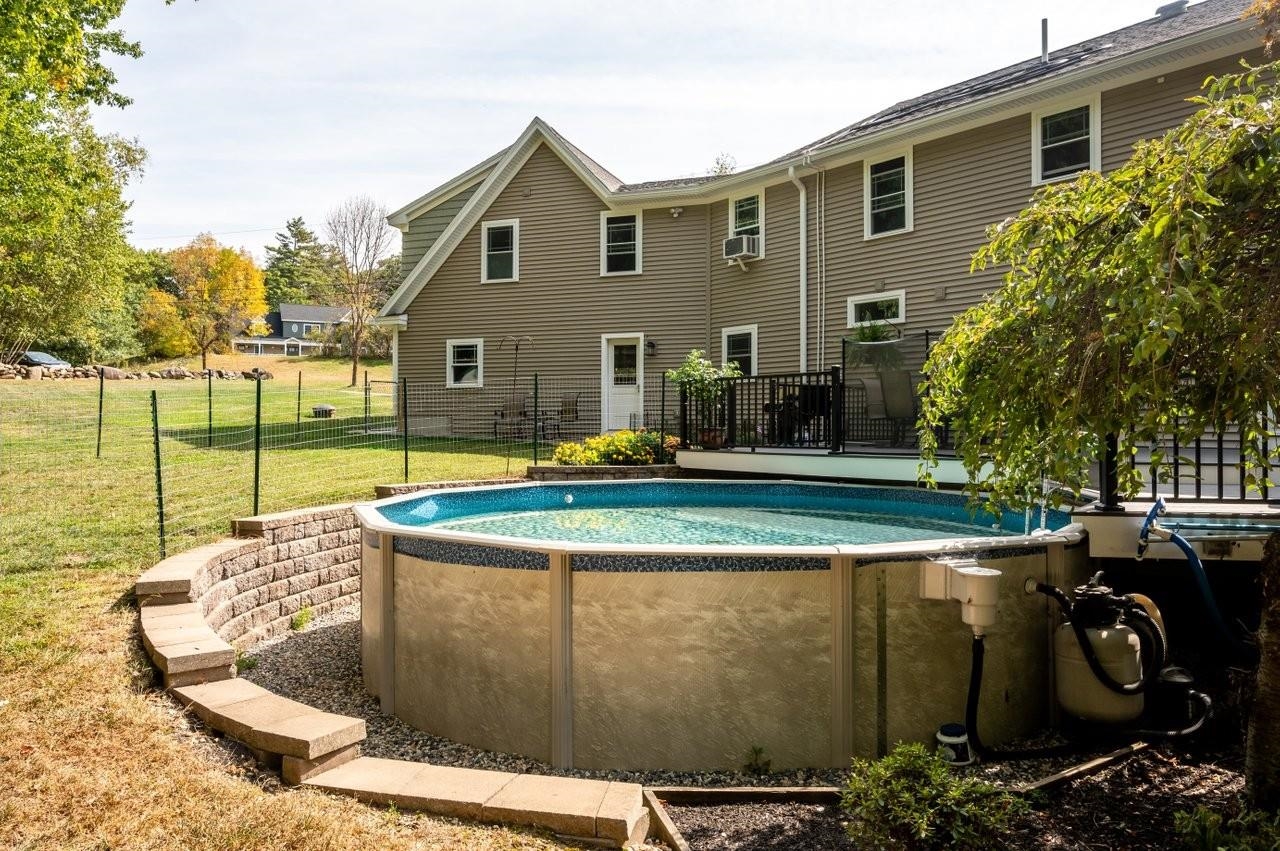 75 Chapman Drive Rochester, NH 03839 - Photo 48 of 60