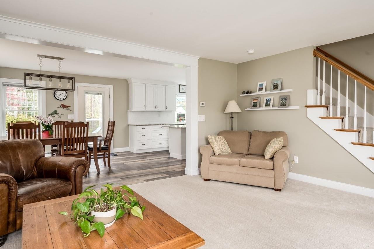 75 Chapman Drive Rochester, NH 03839 - Photo 10 of 60