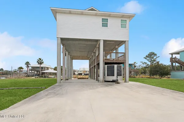 $529,000 | 4030 Mindanao, Bay St. Louis, MS 39520