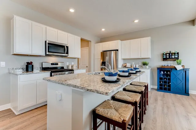 $450,000 | 968 Stone Creek Dr., Jordan, MN 55352