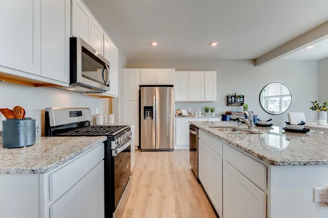 $450,000 | 968 Stone Creek Dr., Jordan, MN 55352