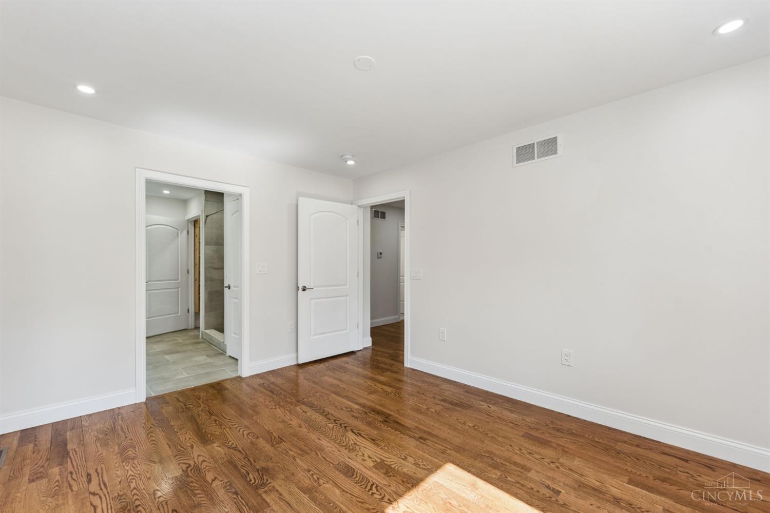 2183 8 Mile Road Cincinnati, OH 45244 - Photo 28 of 54