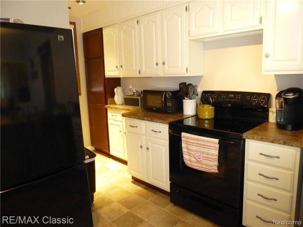 1229 Princeton Road Berkley, MI 48072 - Photo 19 of 56