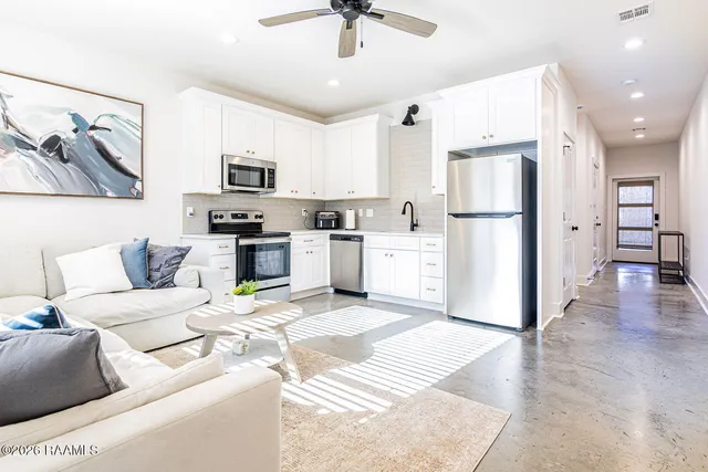 $204,500 | 511 Highland Park Lane, Lafayette, LA 70508