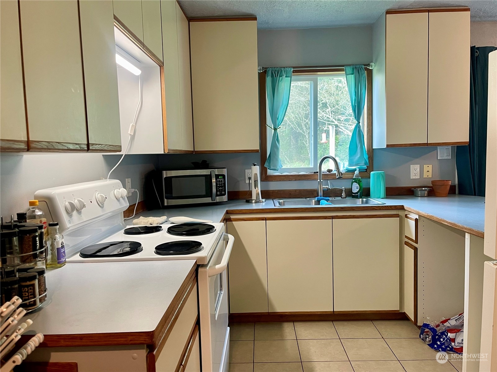 27911 Sandridge Road Ocean Park, WA 98640 - Photo 12 of 27 Gallery Image 12