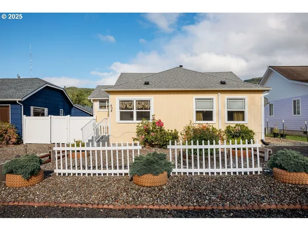 $299,000 | 404 Jackson Street, Ryderwood, WA 98581