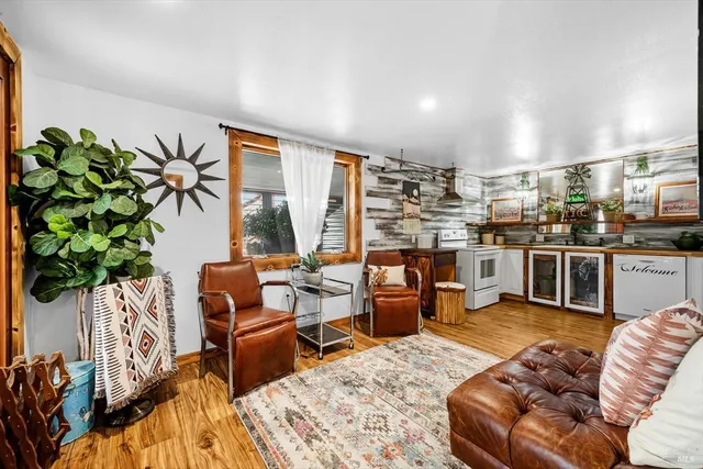 $1,899,999 | 2135 East 2nd Street, Benicia, CA 94510