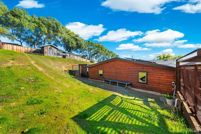 $1,899,999 | 2135 East 2nd Street, Benicia, CA 94510