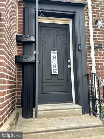 a view of a entryway door of the house