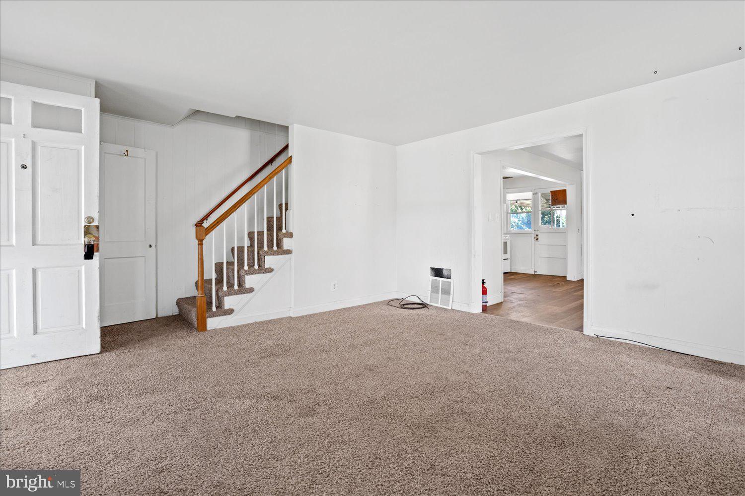 1954 Eastfield Road Baltimore, MD 21222 - Photo 3 of 16 Gallery Image 3
