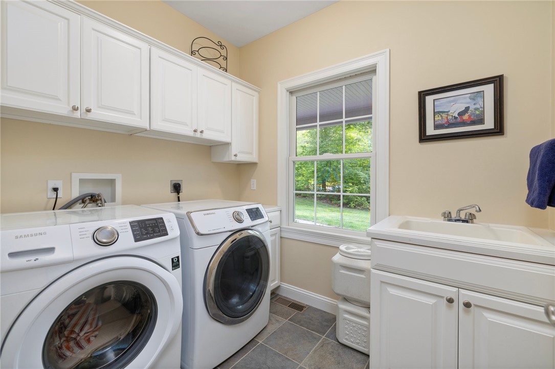 43 Kayla Ricci Way Exeter, RI 02874 - Photo 28 of 44