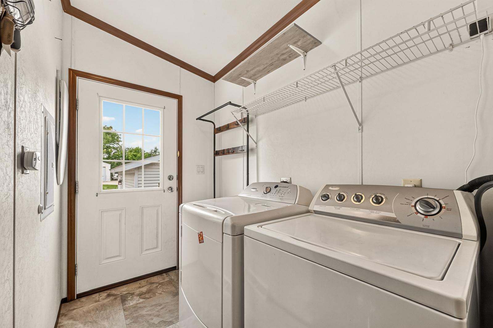 405 North Pleasant Avenue Spring Valley, MN 55975 - Photo 29 of 33