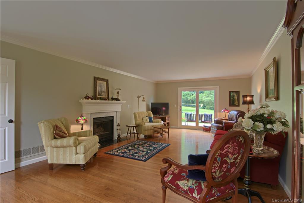 217 South Rugby Road Hendersonville, NC 28791 - Photo 12 of 34 Gallery Image 12