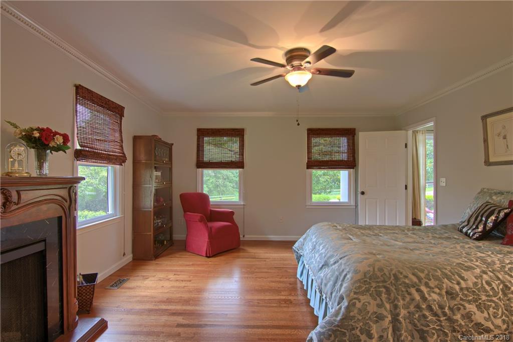 217 South Rugby Road Hendersonville, NC 28791 - Photo 15 of 34 Gallery Image 15