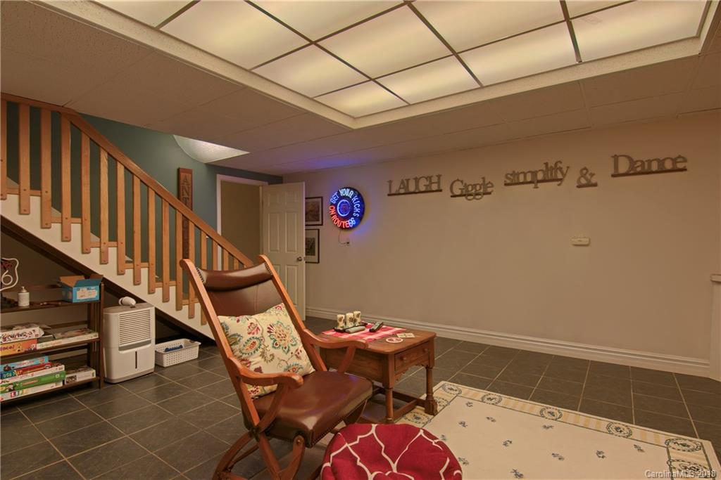 217 South Rugby Road Hendersonville, NC 28791 - Photo 24 of 34 Gallery Image 24