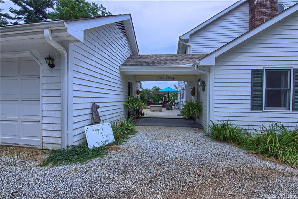 217 South Rugby Road Hendersonville, NC 28791 - Photo 32 of 34 Gallery Image 32