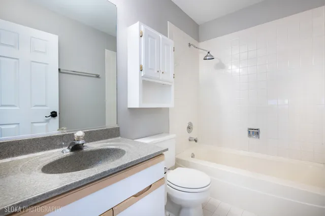 $2,750 | 2342 Hamilton Place, Schaumburg, IL 60107