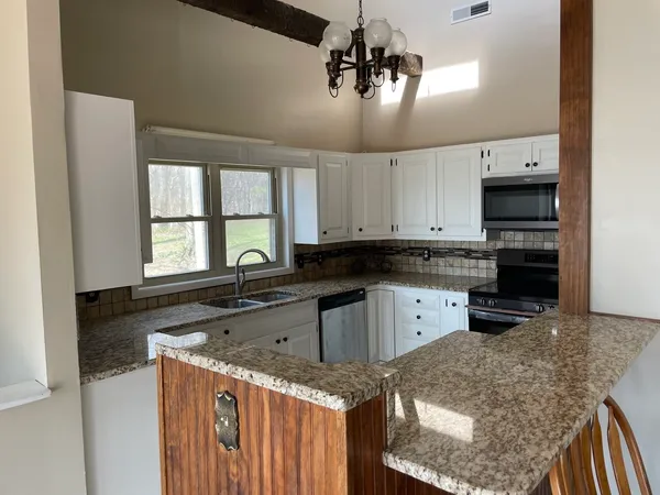 $299,000 | 3512 Riverview Lake Road, Metropolis, IL 62960