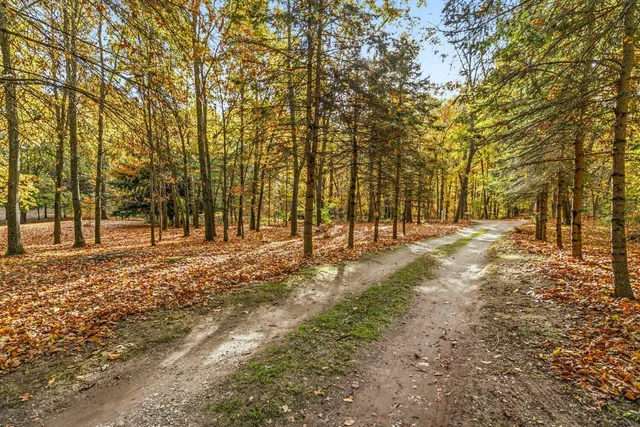 $325,000 | 4725 Head Lake Road, Hastings, MI 49058