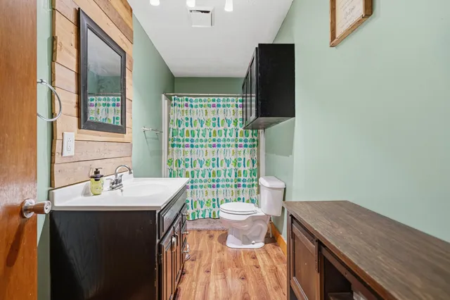 $325,000 | 4725 Head Lake Road, Hastings, MI 49058