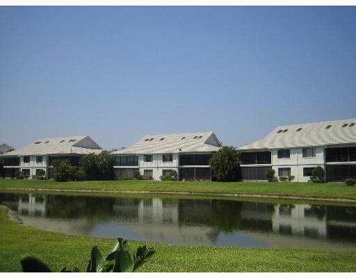 17548 Ashbourne Lane, Unit D Boca Raton, FL 33496 - Photo 1 of 16 Primary Photo