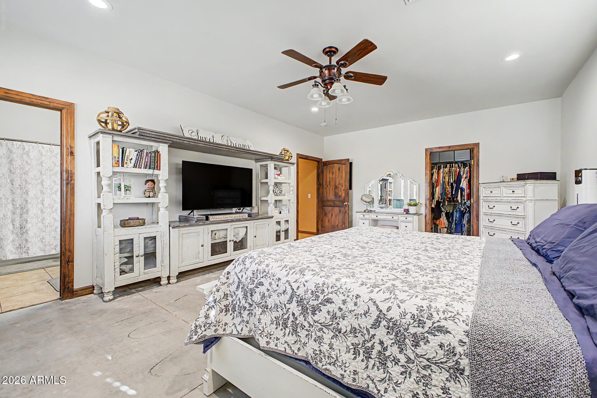 2402 West Roughrider Road New River, AZ 85087 - Photo 25 of 38 24 - Roughrider