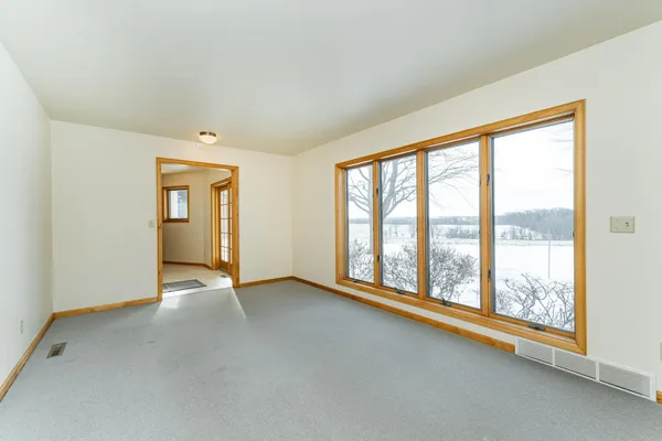 $1,220,000 | 8601 County Road 3 Northwest, Oronoco, MN 55960