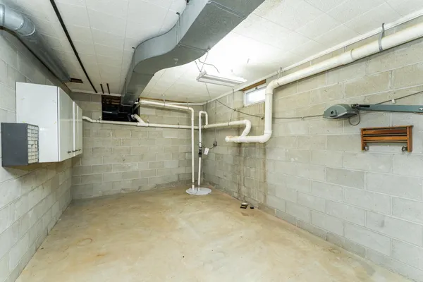 $1,220,000 | 8601 County Road 3 Northwest, Oronoco, MN 55960