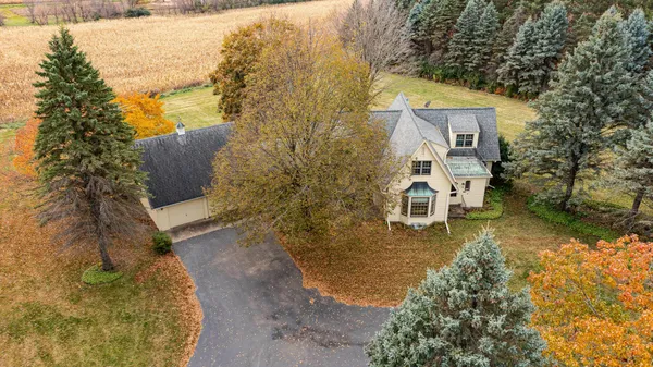 $1,220,000 | 8601 County Road 3 Northwest, Oronoco, MN 55960
