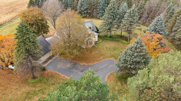 $1,220,000 | 8601 County Road 3 Northwest, Oronoco, MN 55960