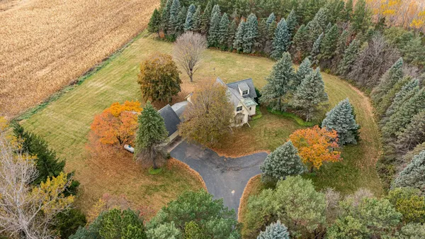 $1,220,000 | 8601 County Road 3 Northwest, Oronoco, MN 55960