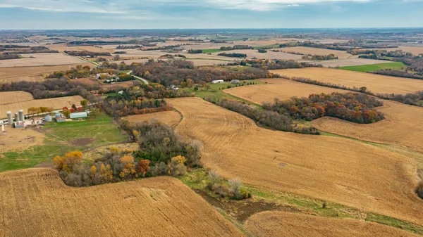 $1,220,000 | 8601 County Road 3 Northwest, Oronoco, MN 55960