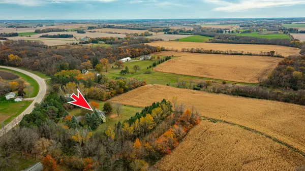 $1,220,000 | 8601 County Road 3 Northwest, Oronoco, MN 55960