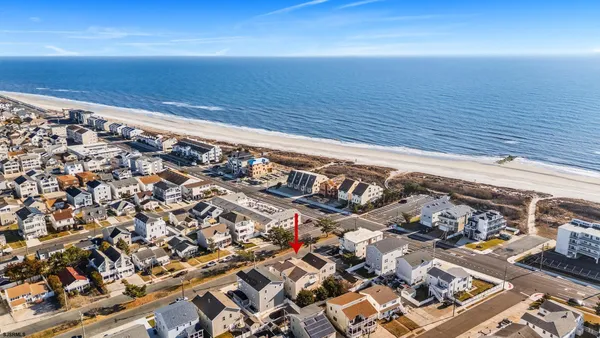 $1,899,000 | 218 South Roosevelt Boulevard, Brigantine, NJ 08203