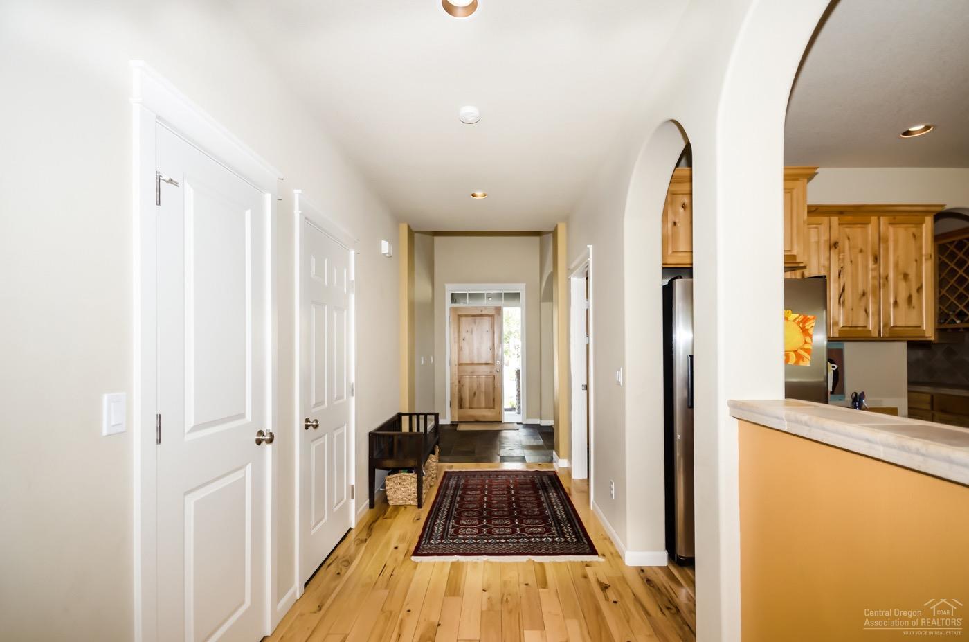 61277 Splendor Lane Bend, OR 97702 - Photo 4 of 25 Additional Photo