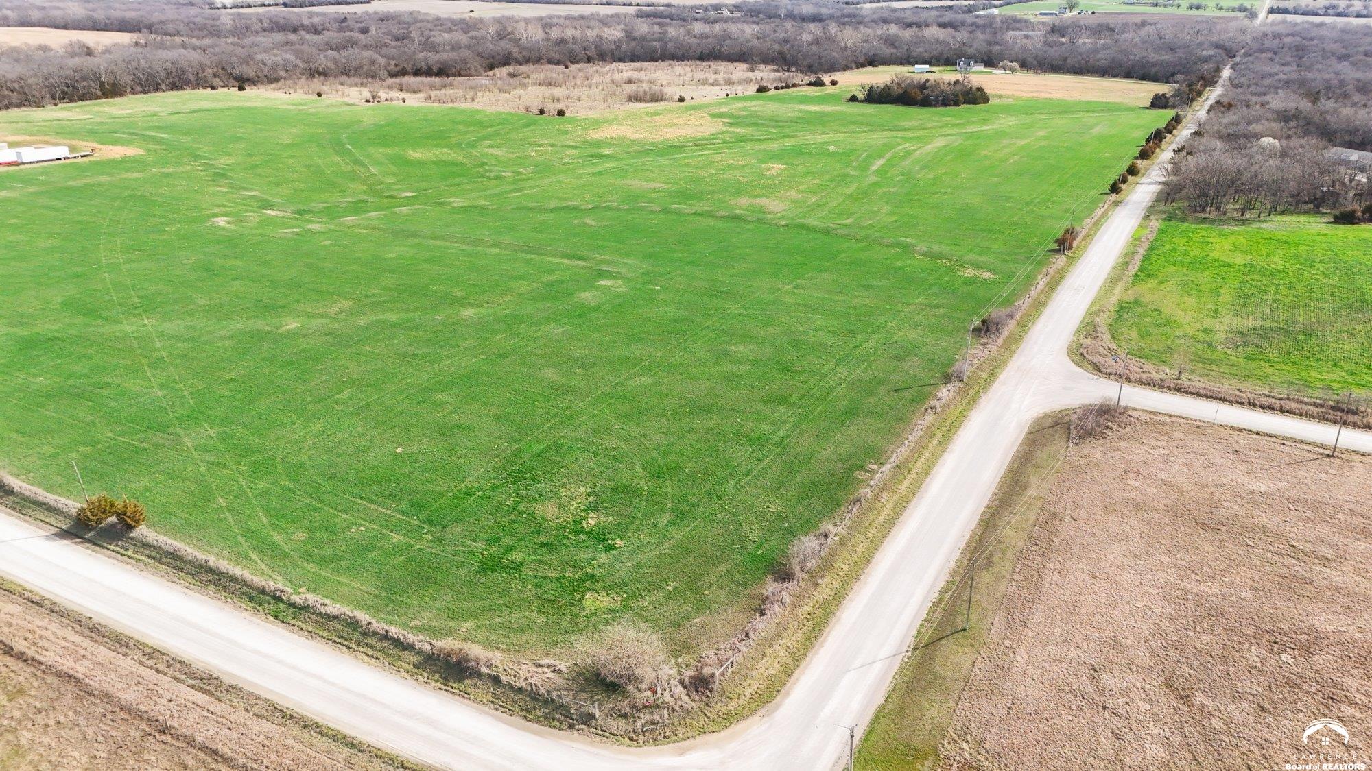 1 North 1st Road Baldwin City, KS 66006 - Photo 8 of 13