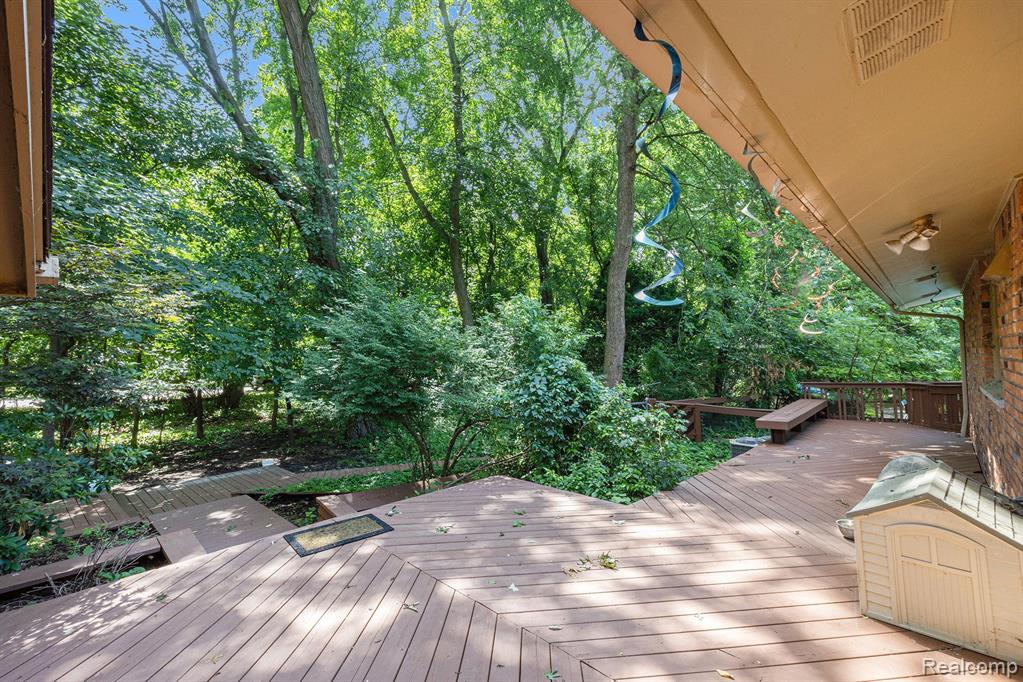 25425 Dennison Road Franklin, MI 48025 - Photo 32 of 44 Gallery Image 32