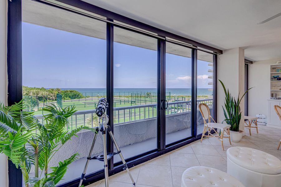 5550 North Ocean Drive, Unit 3C Riviera Beach, FL 33404 - Photo 54 of 67 LIVING ROOM
