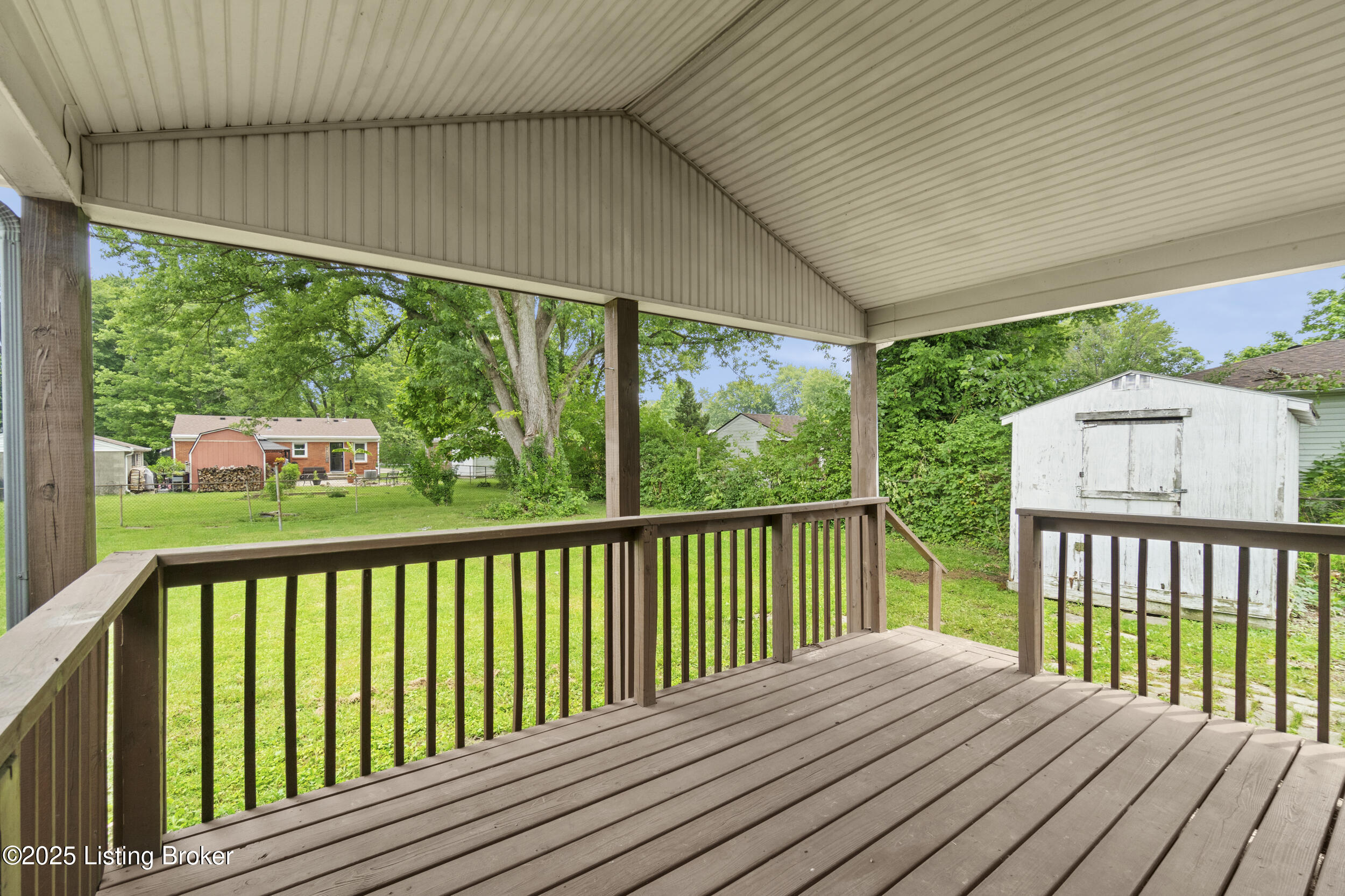 5707 Mt Washington Road Louisville, KY 40229 - Photo 9 of 26 dsc08952