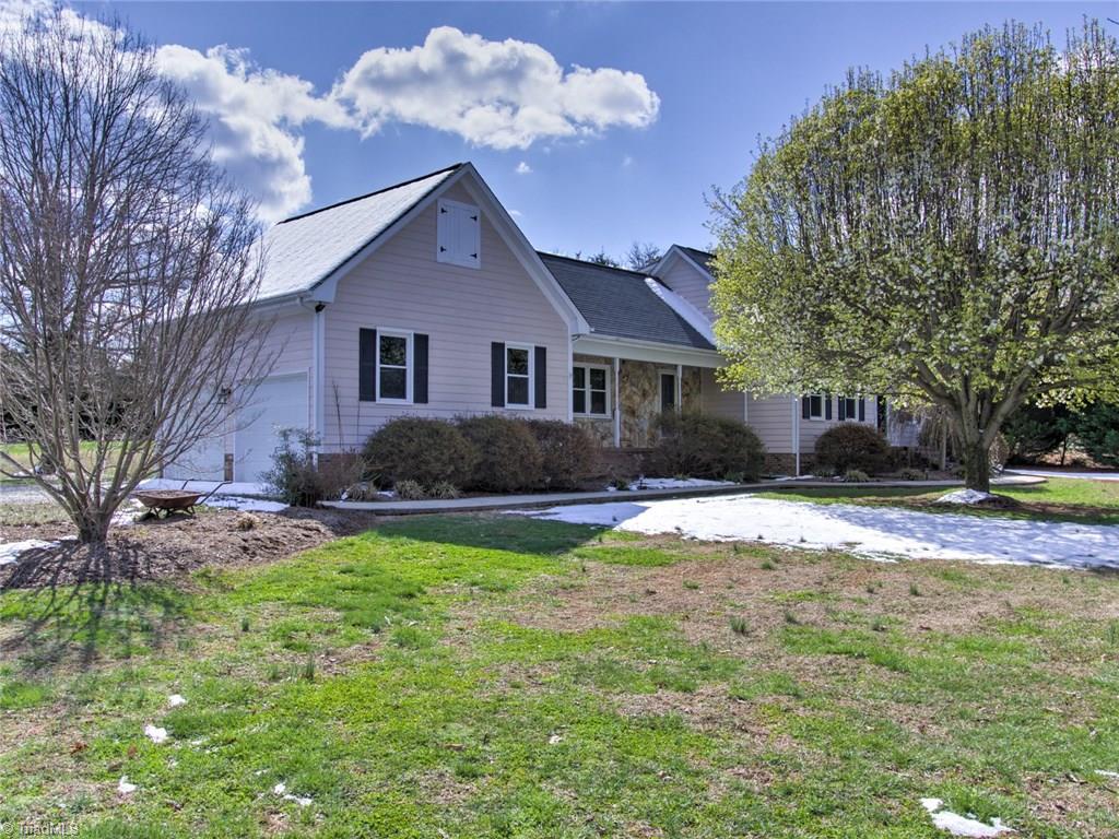 311 McCoy Road Reidsville, NC 27320 - Photo 11 of 29 Gallery Image 11