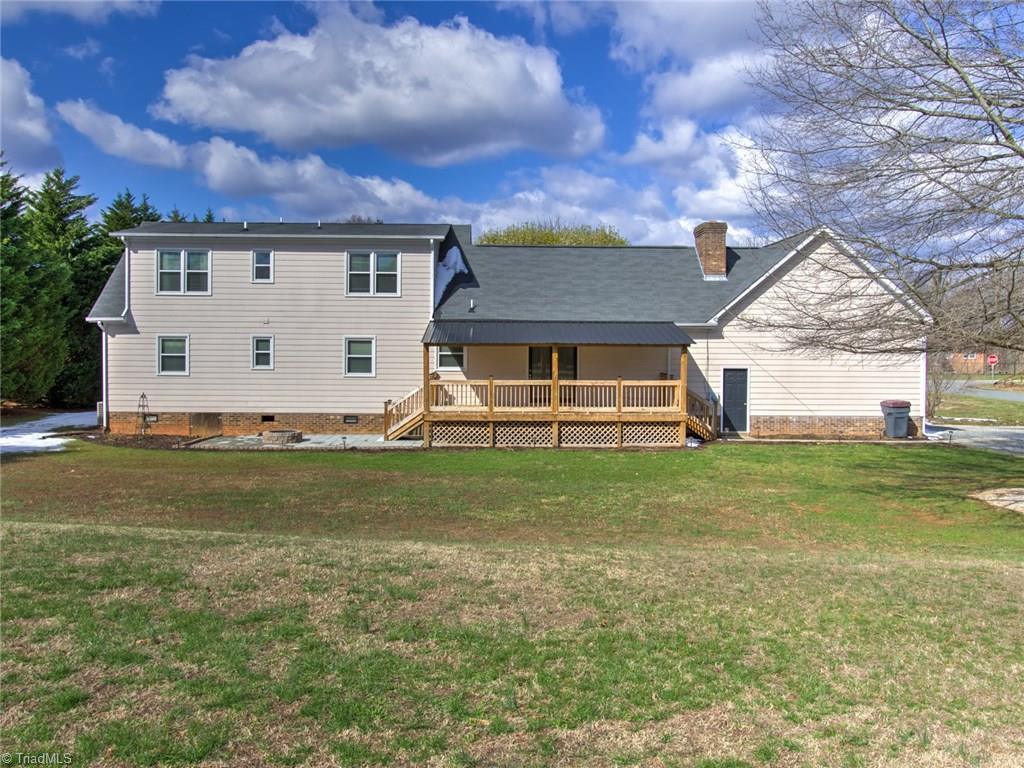 311 McCoy Road Reidsville, NC 27320 - Photo 3 of 29 Gallery Image 3