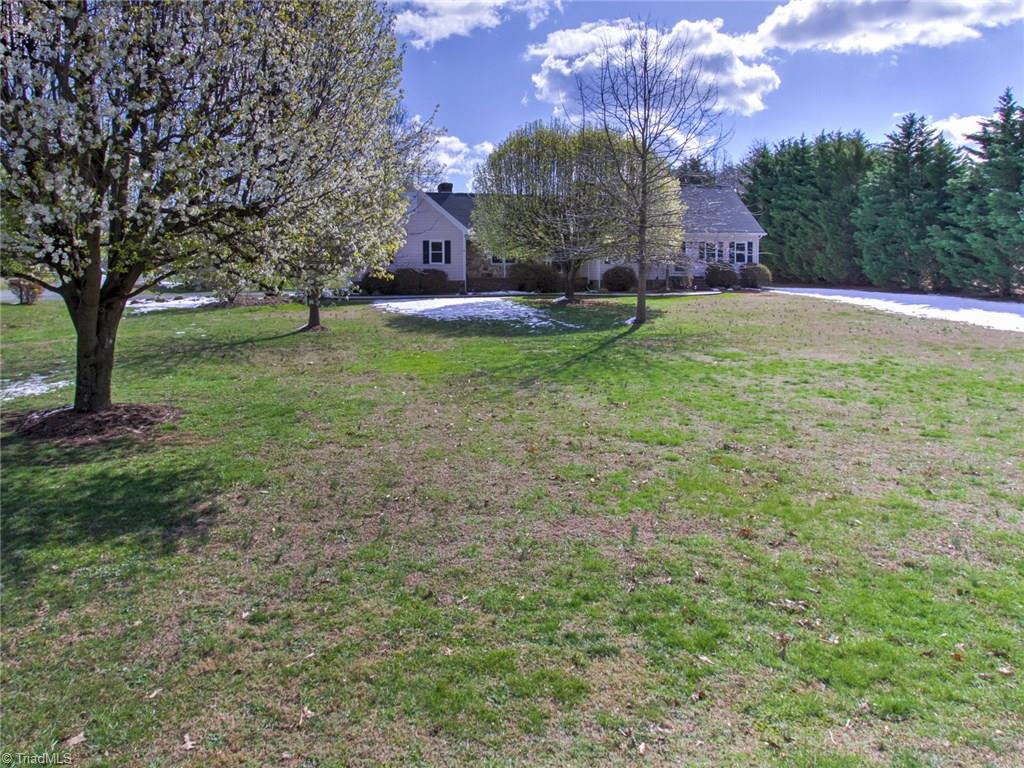 311 McCoy Road Reidsville, NC 27320 - Photo 8 of 29 Gallery Image 8