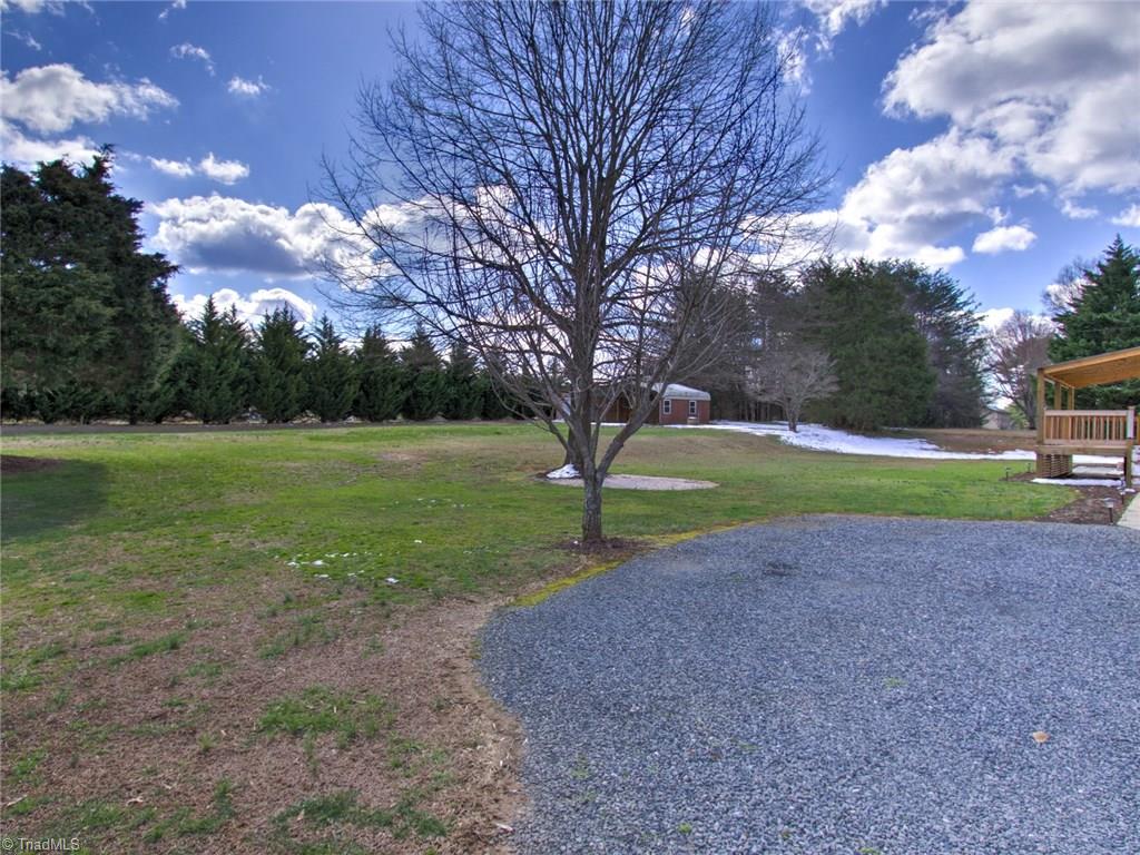 311 McCoy Road Reidsville, NC 27320 - Photo 9 of 29 Gallery Image 9