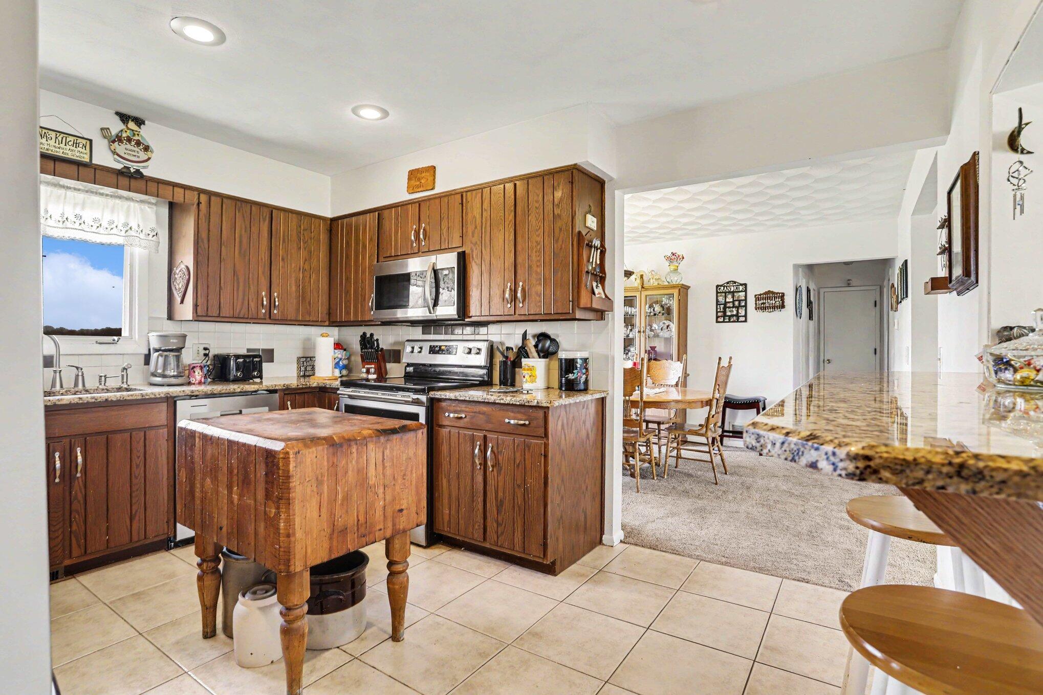 55019 North Fisher Lake Road Three Rivers, MI 49093 - Photo 6 of 34 Kitchen